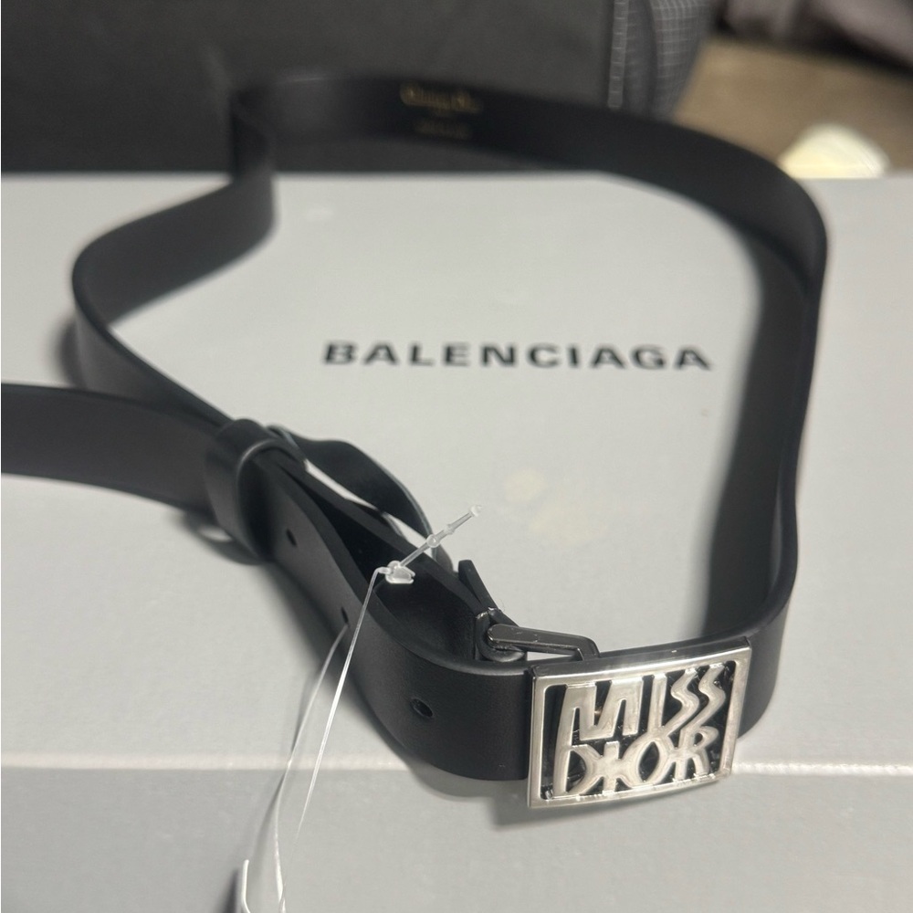Dior Black Belt Bag with Silver Logo - Picture 4 of 13